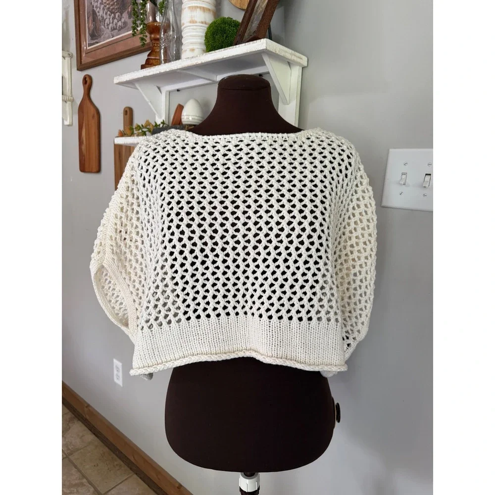 Torrid Womens Cream Open Knit Crochet Crop Sweater Boxy Mesh Top Size 00/0 Large